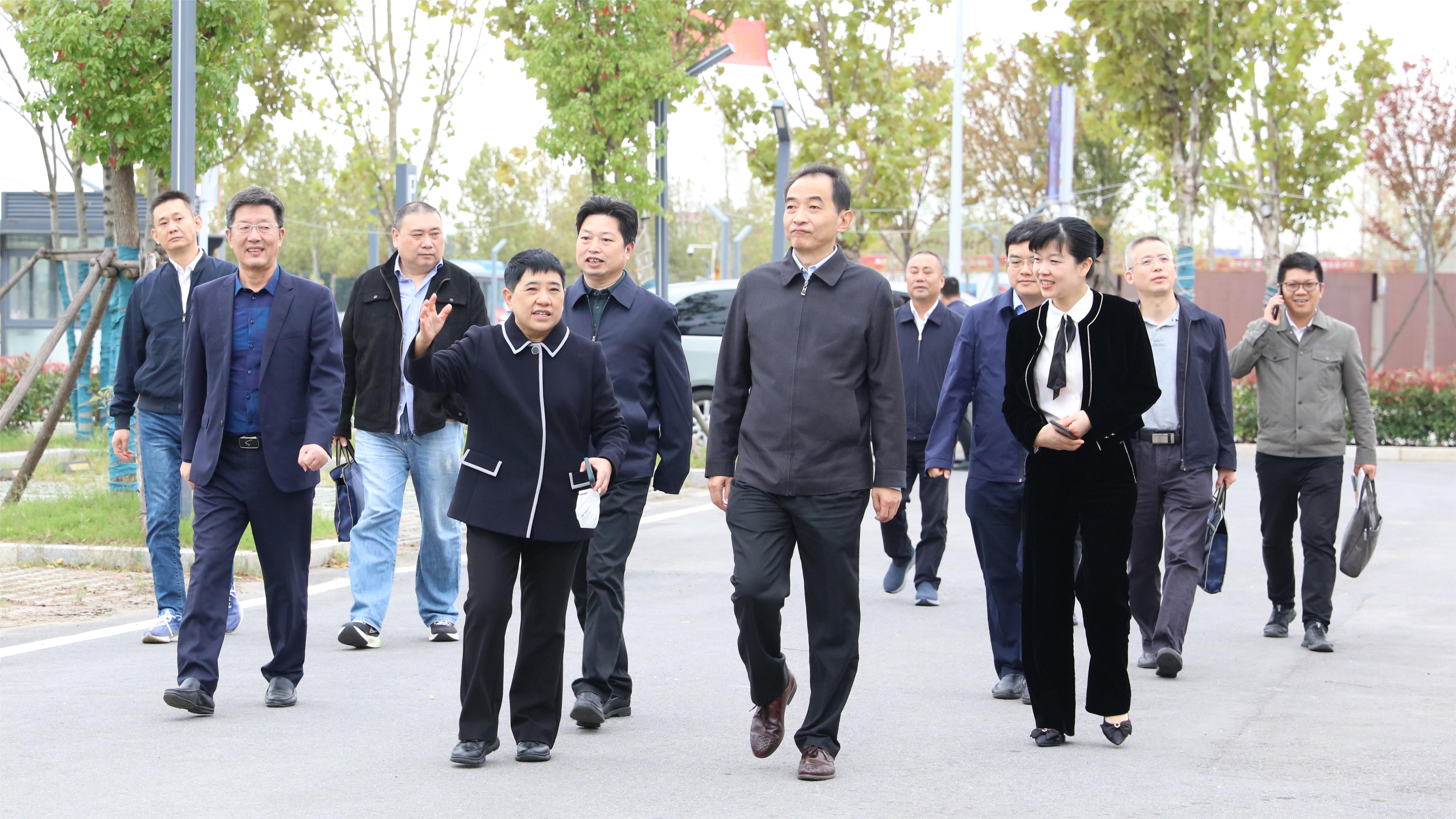 1698021340366422.jpg 1698021340366422.jpg