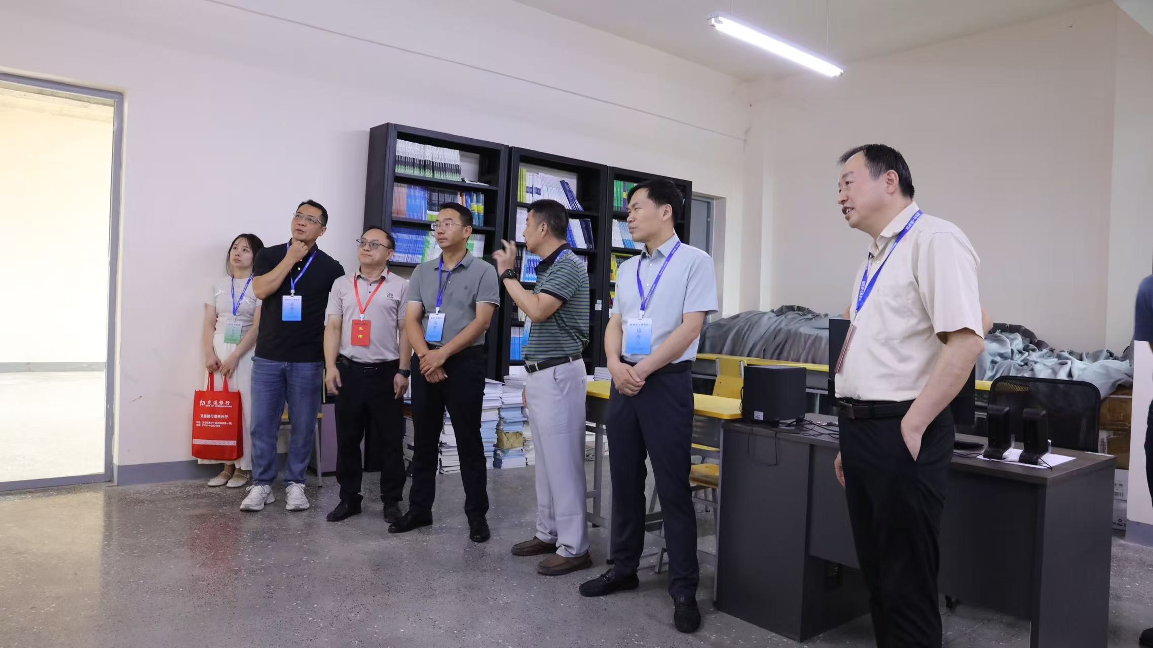 1748306115997274.jpg 1748306115997274.jpg